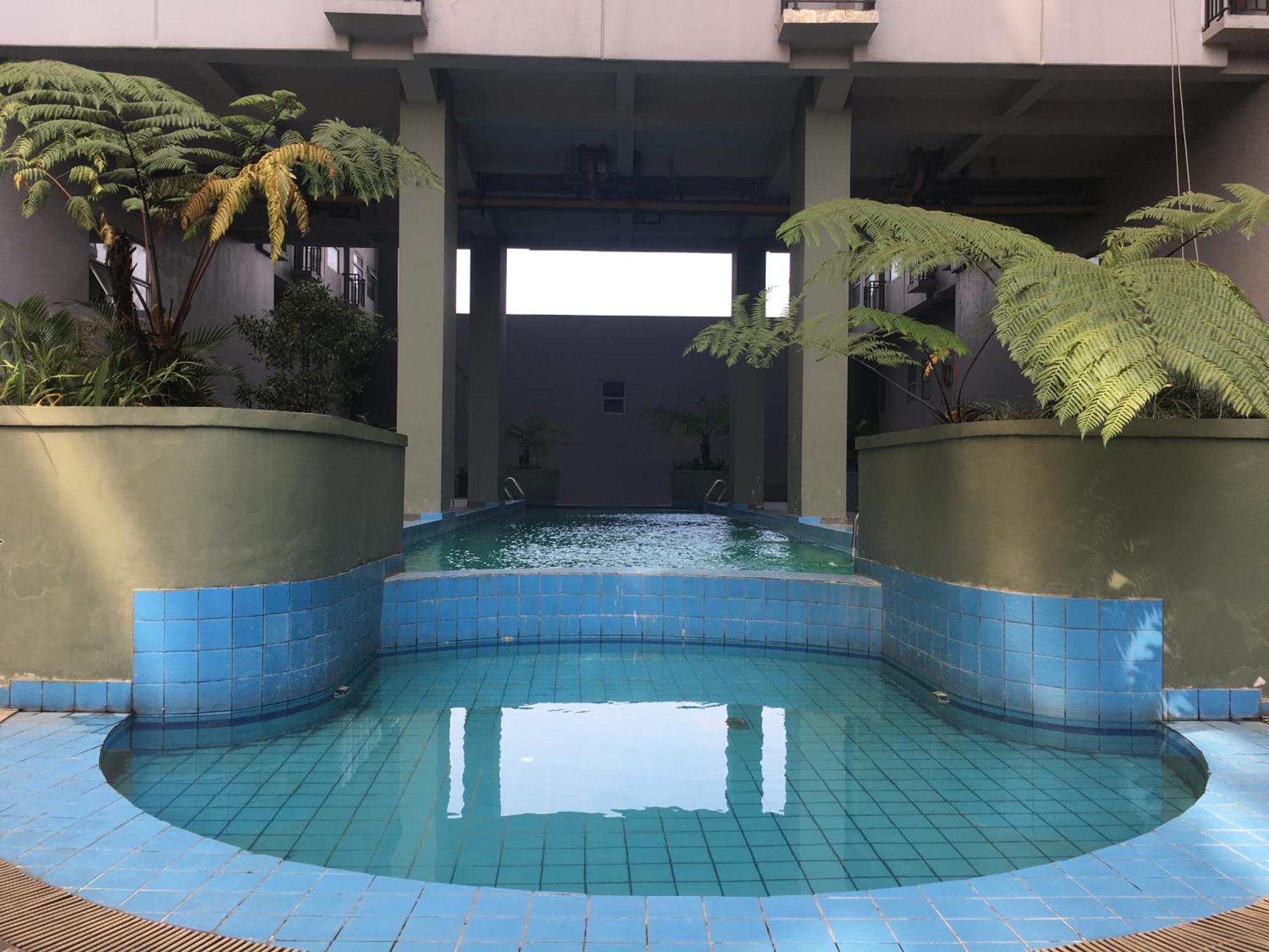 Cozy Furnished 2br At Grand Afrika By Travelio Apartemen Bandung